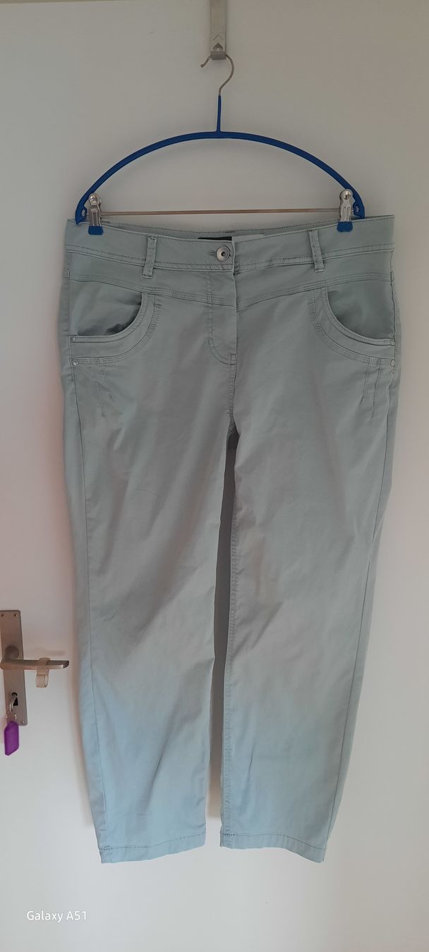 Cecil Pantaloni: ***CECIL*** Sommerhose mint Gr 32 – Usato da Wädenswil venduto da H2H_Secondhandshop 1