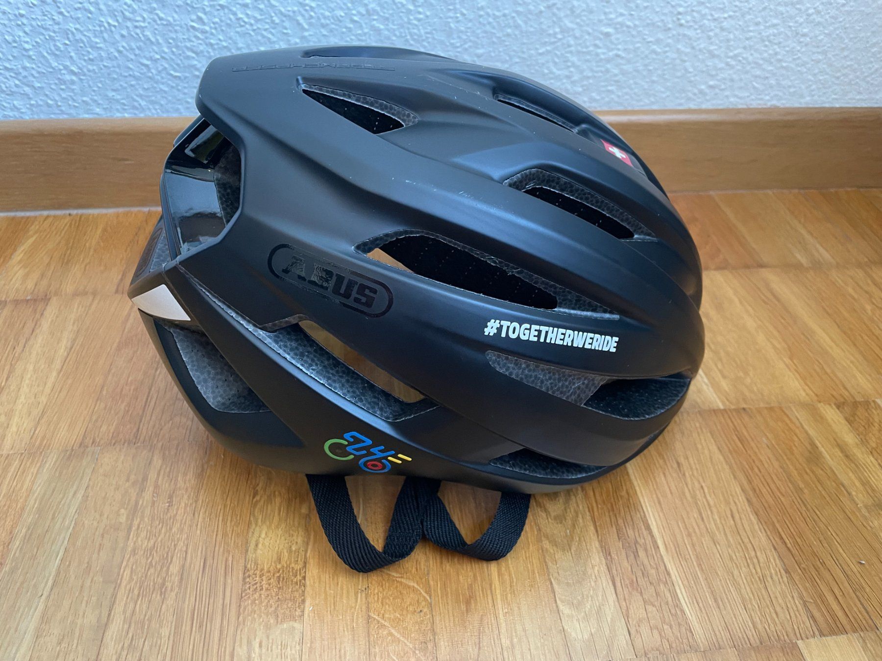 Abus Caschi: ABUS Storm Chaser WM2024 Helm (59-61cm) – Usato da Volketswil venduto da benger79 4