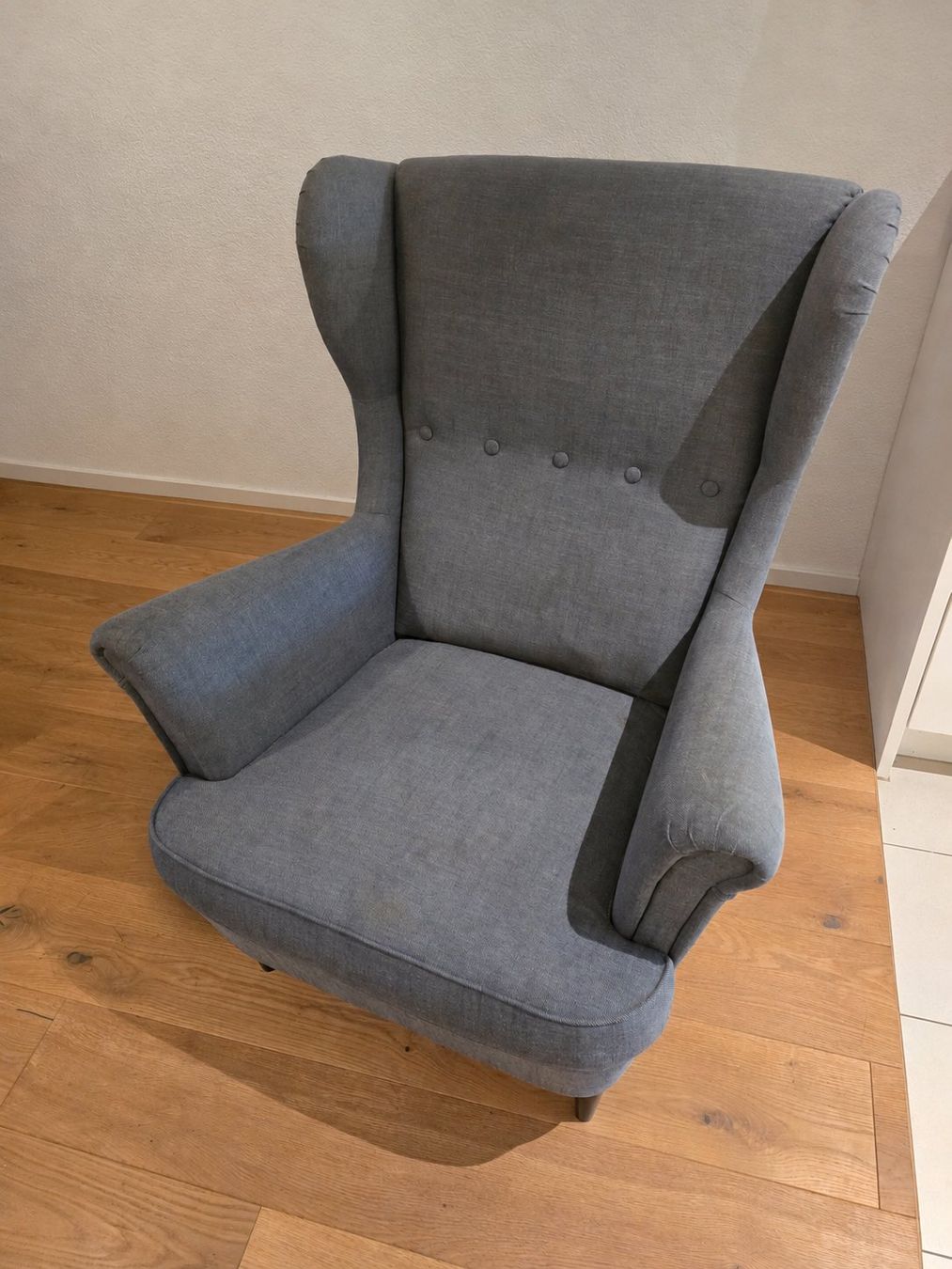 Ikea Poltrone: IKEA STRANDMON Ohrensessel, dunkelgrau – Usato da Horw venduto da wvillasmil