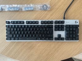 Logitech G413 Silver mechanische Gaming-Tastatur - QWERTY
