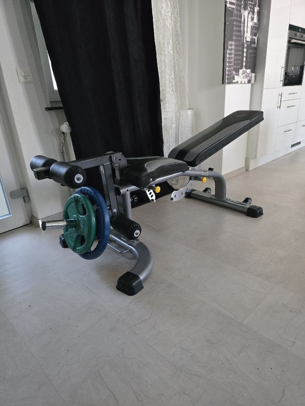 Hometrainer: Tuffstuff Hantelbank mit Gewichte – Usato da Derendingen venduto da S.Skorbi