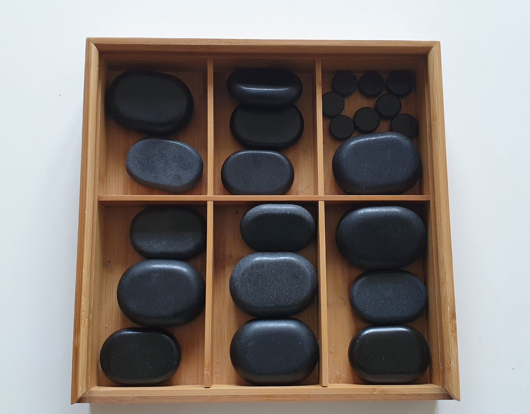 Appareils de massage: Hot Stone Set – D'occasion à basel par Mountainfreak 1