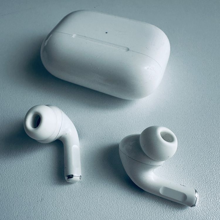 Apple Kopfhörer: Original Apple AirPods Pro 1 Gen. MagSafe Lightning C Kabel – Gebraucht aus Basel von MY.AIRPODS.SHOP 5