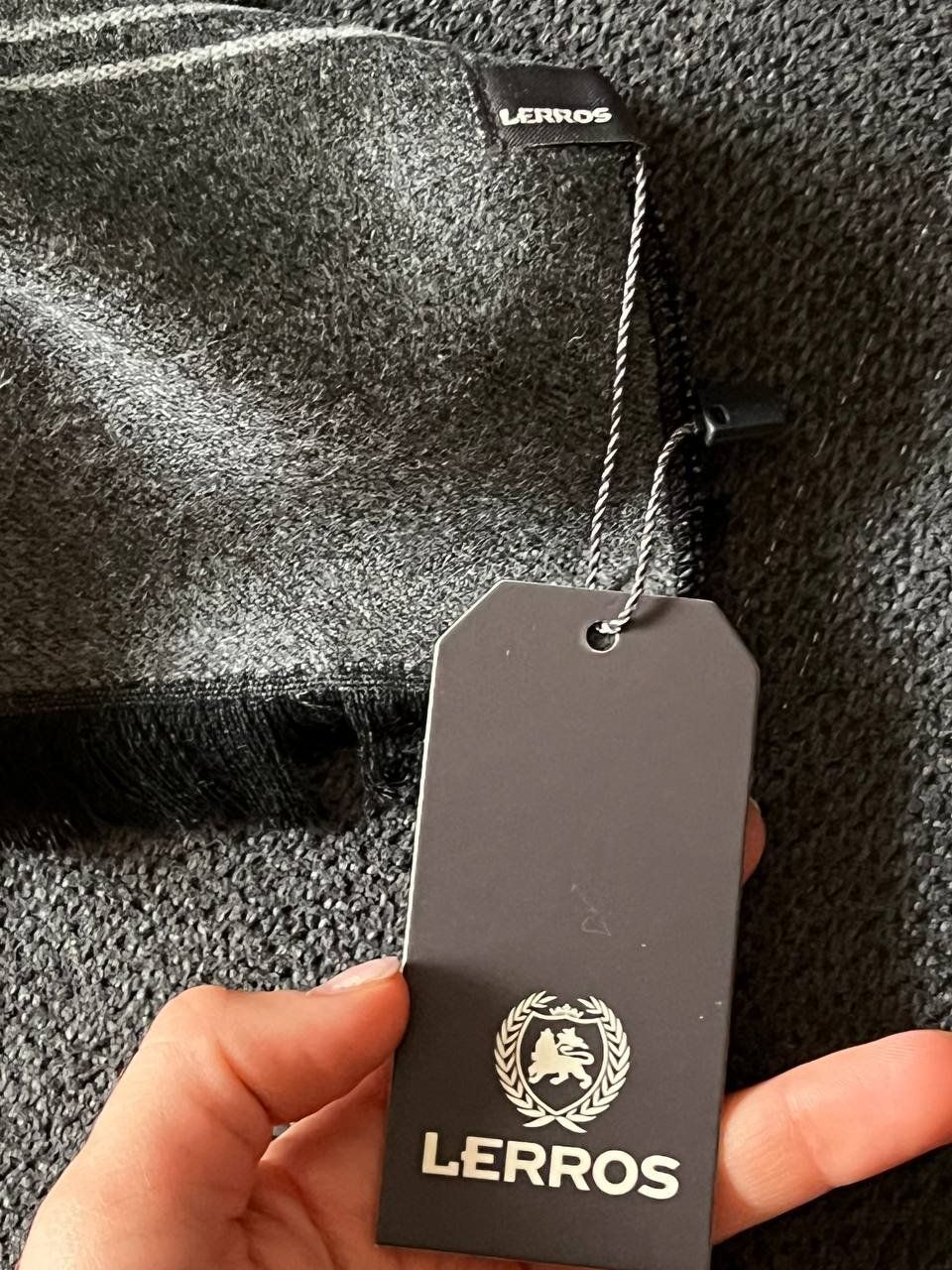 Foulard & Sciarpe: Lerros Schal – Nuovo e nell'imballaggio originale da Riehen venduto da ann_76jw 8