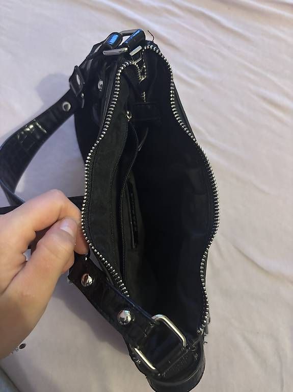 Borse da donna: Tasche von bershka – Usato da Adelboden venduto da eny_5tn9 2