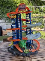 Hot Wheels Ultimate Garage mit Dino, sehr gut erhalten, Somm
