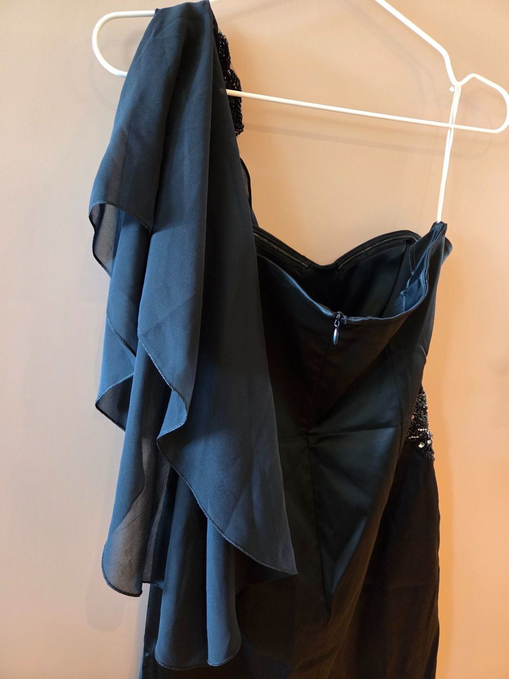 Vestiti: Cocktailkleid mit Strassapplikation – Nuovo e nell'imballaggio originale da Emmen venduto da GrabandGo 2