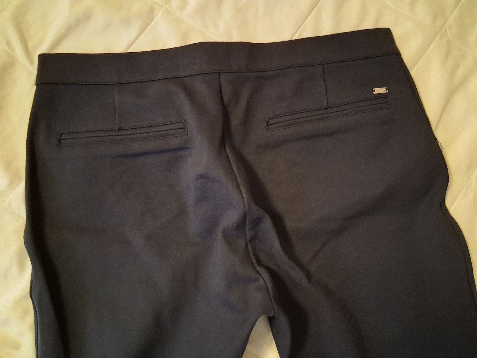 Tommy Hilfiger Hosen: Tommy Hilfiger Hose S – Gebraucht aus Brittnau von Gismo2012 2