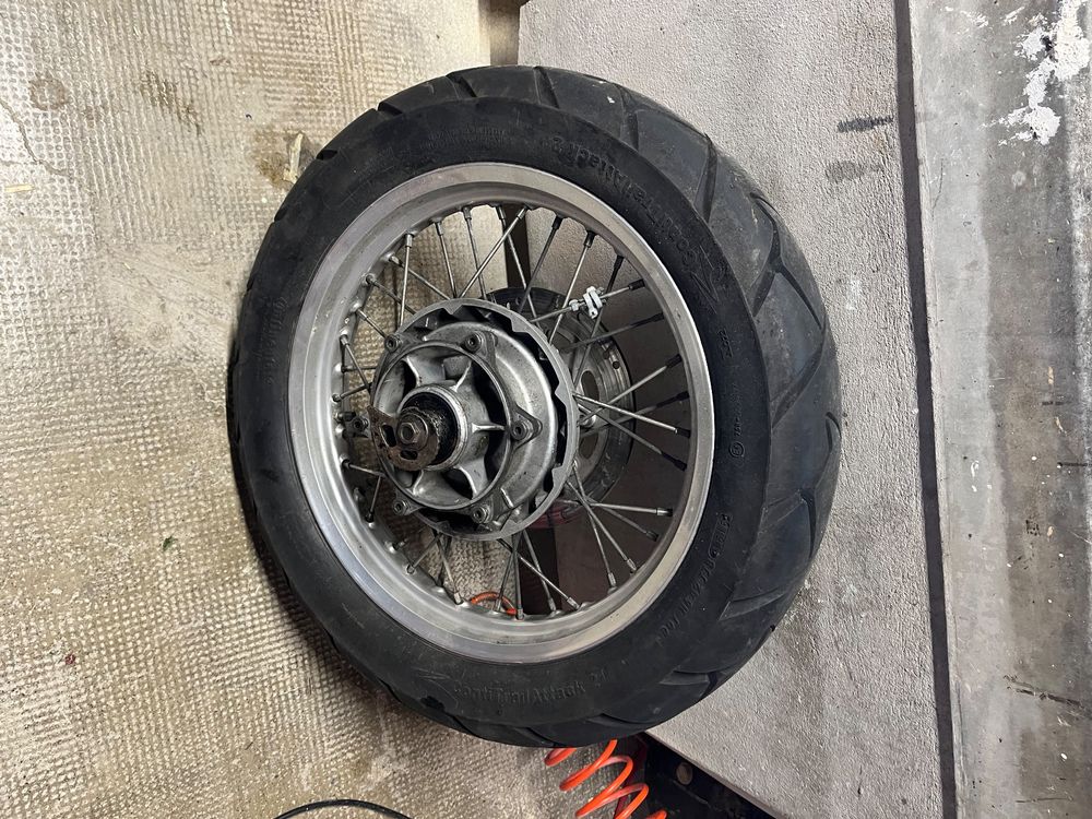 Roue arrière pour Suzuki 800 DR - SR43A main image 1