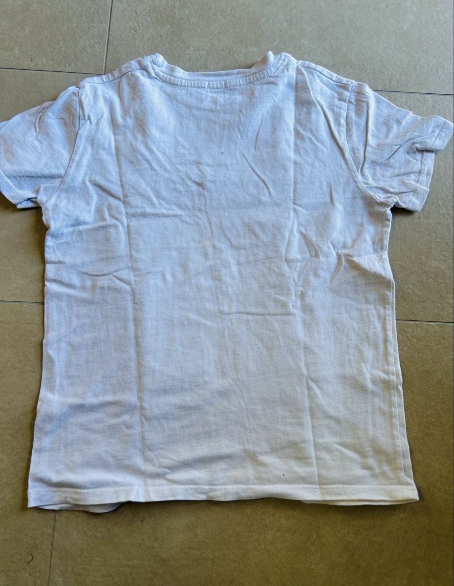 Camicie, T-shirt & Polo: T-shirt blanc rayé rouge et noir, – Usato da Founex venduto da etswang 1