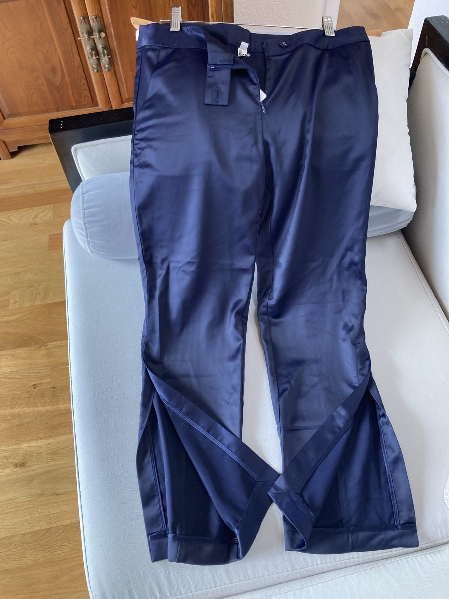 Pantalons: Pantalon – Neuf (Voir description) à Perroy par san_jxr8 1