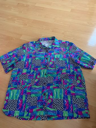 Jolie chemise colorée vintage taille 42