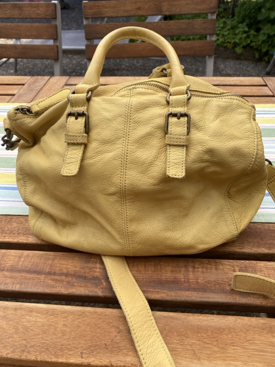 Liebeskind Taschen für Damen: Liebeskind Leder gelb – Gebraucht aus Biel-Benken BL von PANORMUS 6