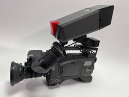Panasonic AJ-D700E DVCPRO Camcorder mit Studiomonitor