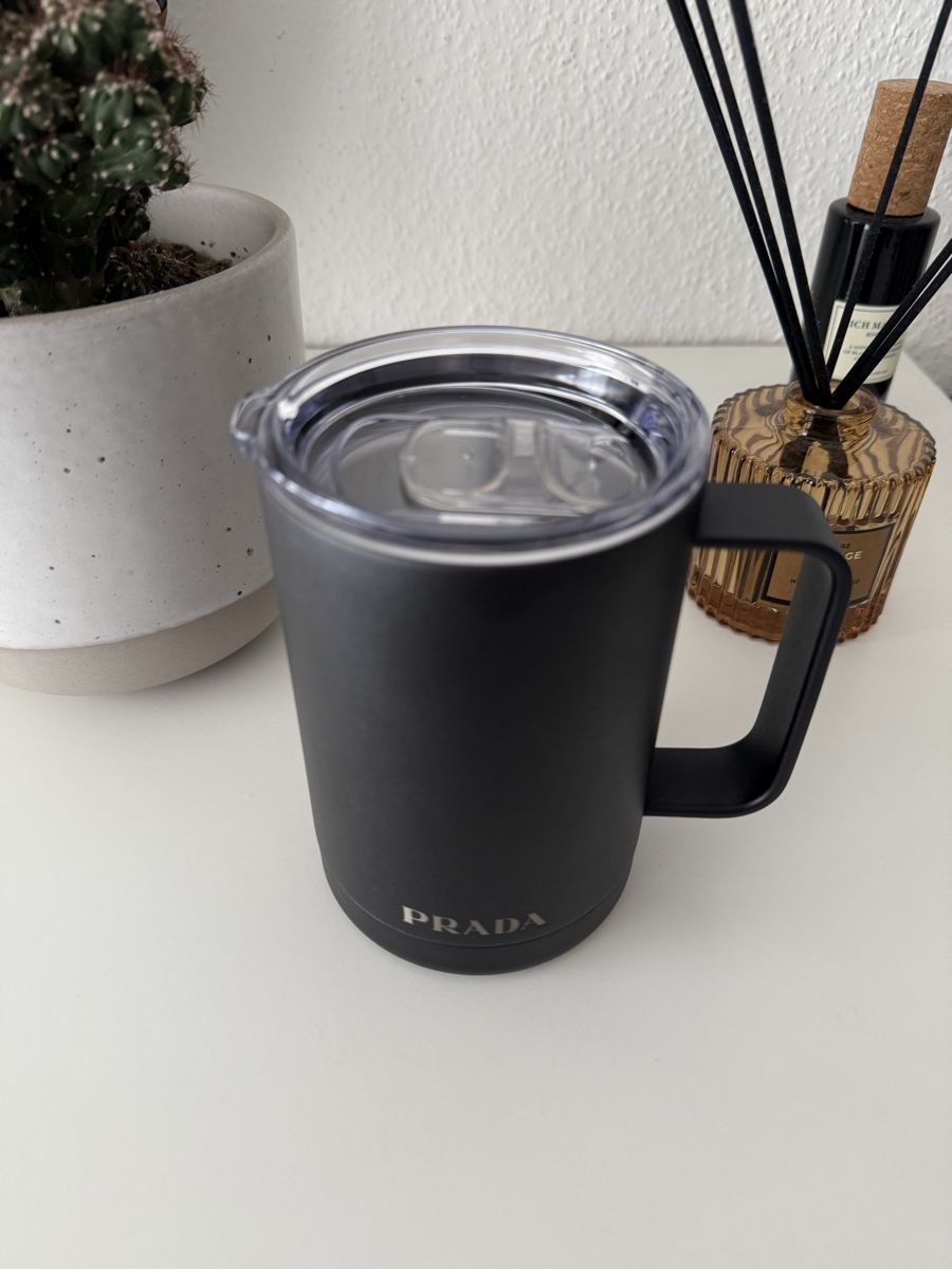 Tazze: Prada travel mug – Nuovo e nell'imballaggio originale da Zürich venduto da mariagondo95 2