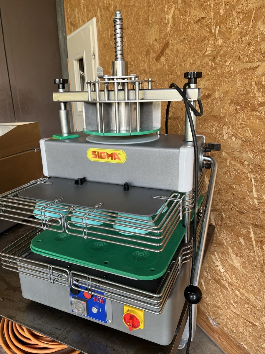 Elettrodomestici da cucina: SIGMA Teigpresse DR1411 – Usato da Wohlen AG venduto da Moh80 6
