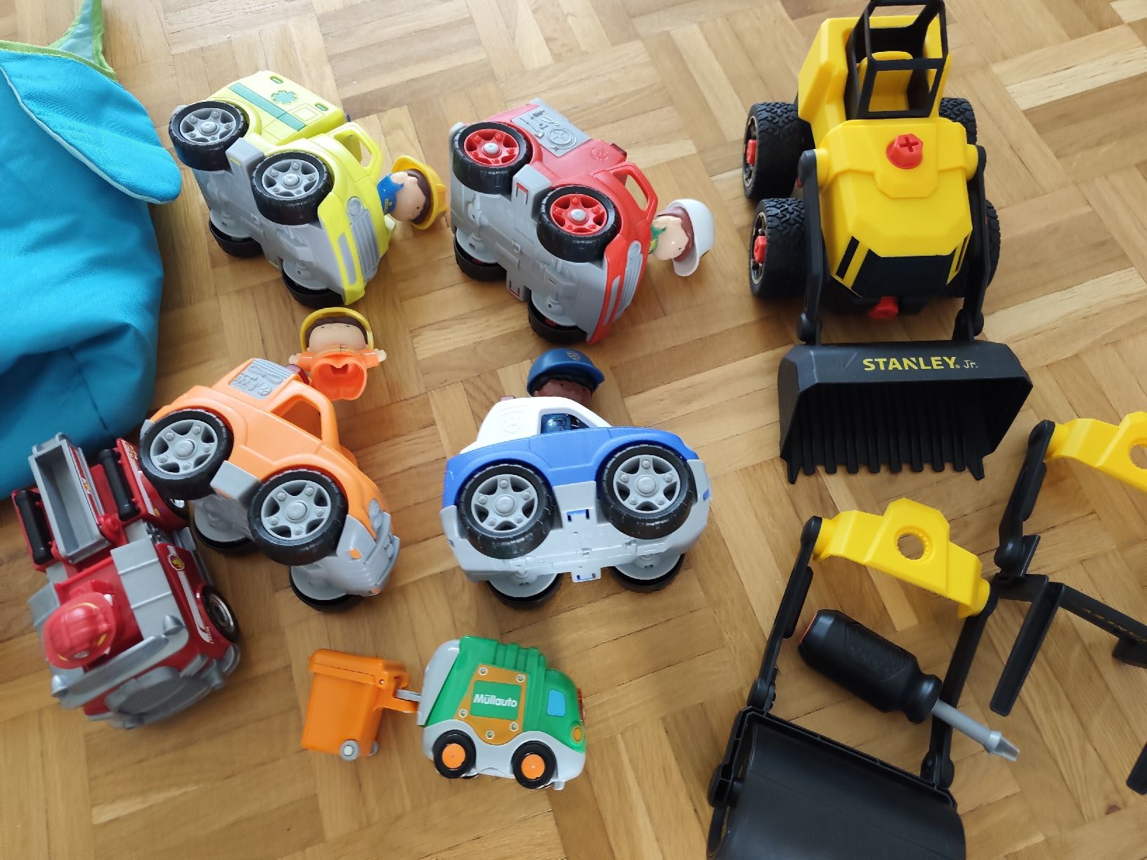 Giocattoli: Spielzeug paket auto – Usato da Muttenz venduto da Hermesvonthan 2