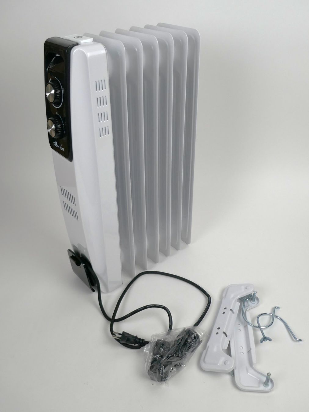 Heizgeräte: Ölradiator – Gebraucht aus Urtenen-Schönbühl von Restwert_Schoenbuehl 1