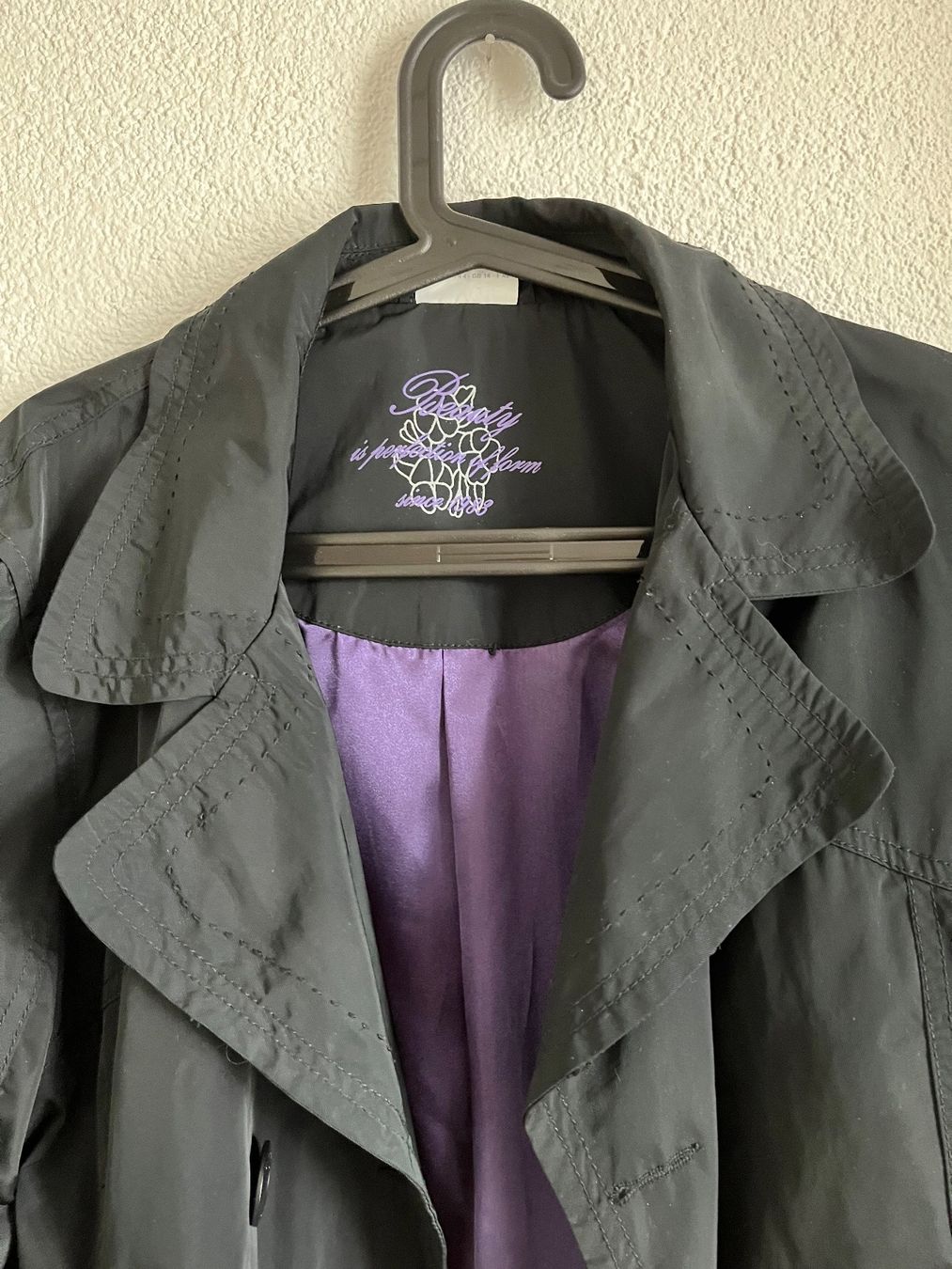 Giacche: Schwarze Frühlinglingsjacke – Usato da Neukirch Egnach venduto da Bruno-Privatverkauf 1