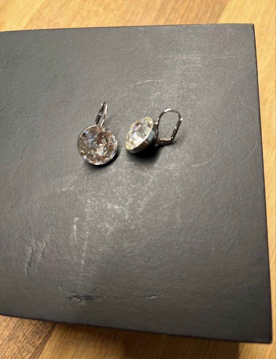 Swarovski Orecchini pendenti & Orecchini a lobo: Swarovski Bella Ohrringe silber – Nuovo (secondo la descrizione) da Au SG venduto da sam_m2fd