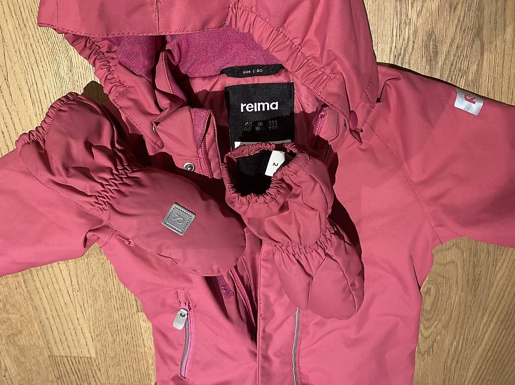 Completi: Reima Schneeanzug Gr 80 mit Handschuhen – Usato da Volketswil venduto da Britt_2022 1