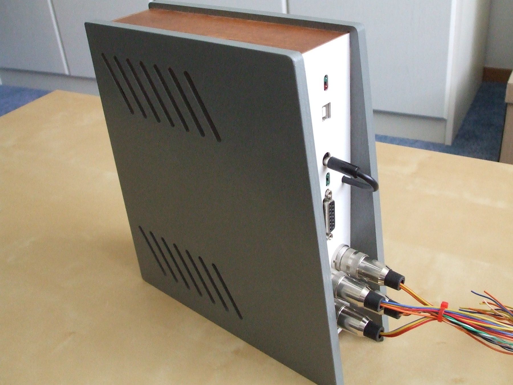 Sistema di controllo: CNC Steuerung Stepcraft 2 – Usato da Zürich venduto da hmaagg