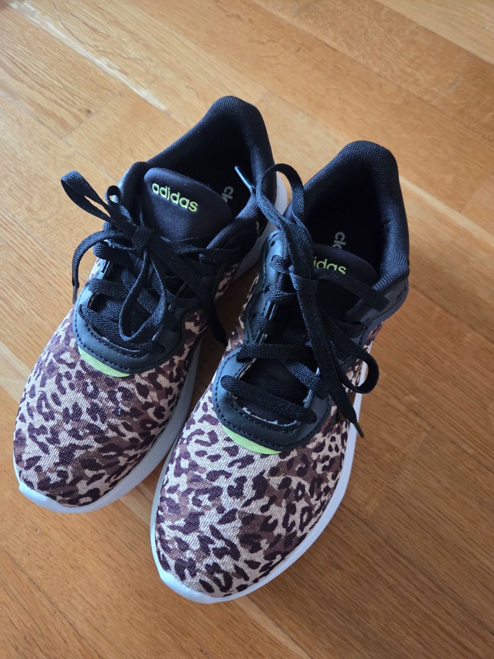 Adidas Scarpe da donna: Adidas Cloudfoam Comfort Neu Gr 36 – Nuovo (secondo la descrizione) da Port venduto da Darialina 3