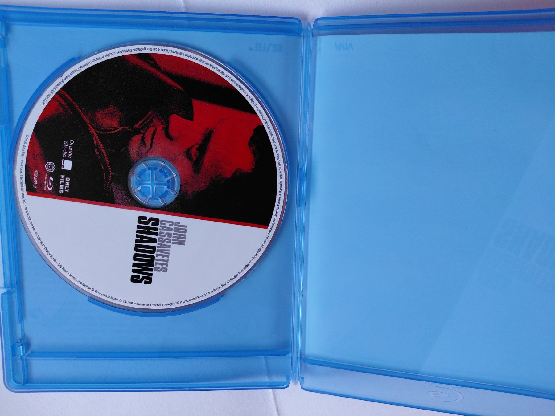 Tutti i DVDs: SHADOWS – Usato da Denges venduto da Hellboy10 3