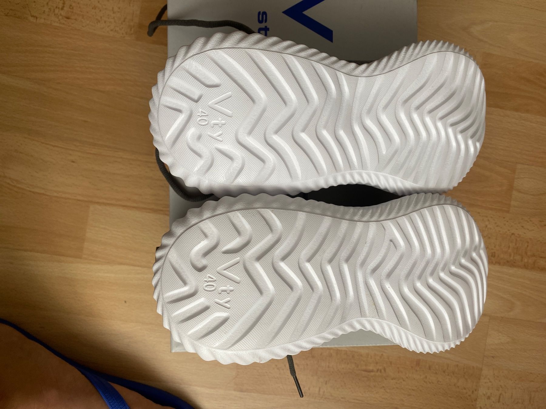 Scarpe da uomo: Turnschuhe Vty  Original Grau 40 große – Nuovo e nell'imballaggio originale da Läufelfingen venduto da Alles_Garantie 5