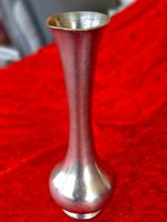 Vintage Blumenvase, aus Zinn, 21cm H