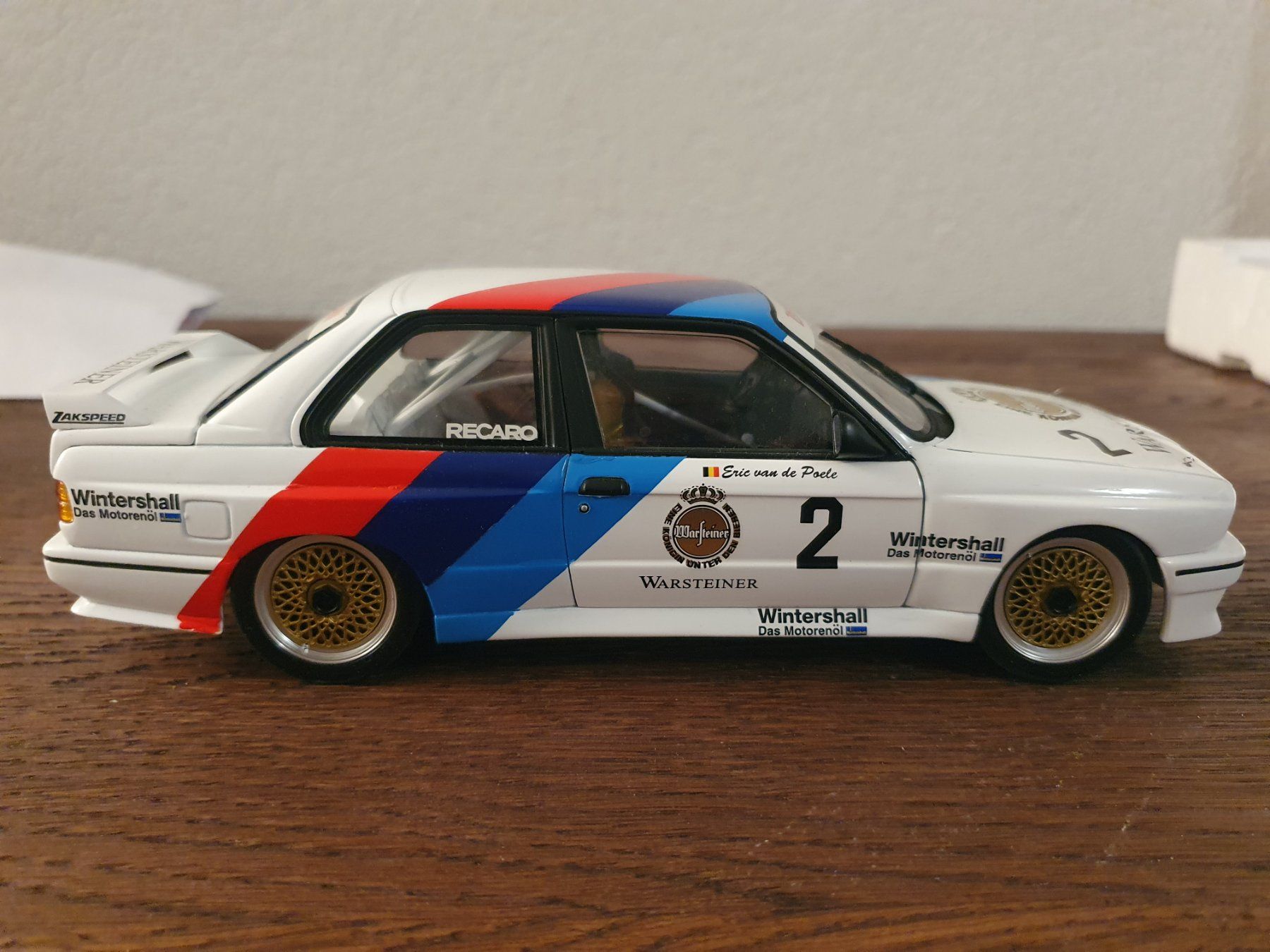 Minichamps Modellautos: BMW M3 E30 DTM 1987 Eric Van de Poele 1/18 – Gebraucht aus Chernex von Manu0128 7