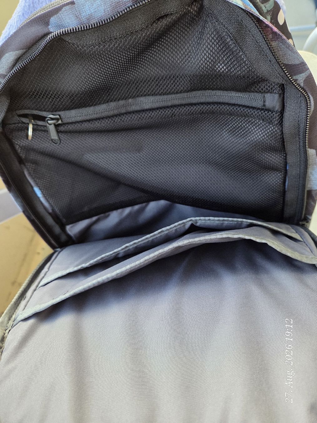 Dakine Zaini: Dakine Method Backpack DLX 28L neu – Nuovo (secondo la descrizione) da Biel/Bienne venduto da lauchhammer100 2