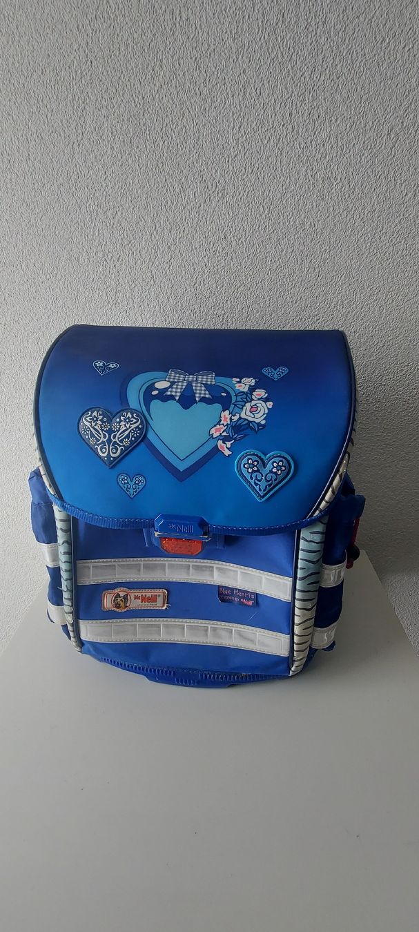 Mc Neill Borse & Zaini: 4er Set: Schulrucksack+Etui+Sportsack+Schlamperroll McNeill – Usato da Hofstetten SO venduto da morgana71 2