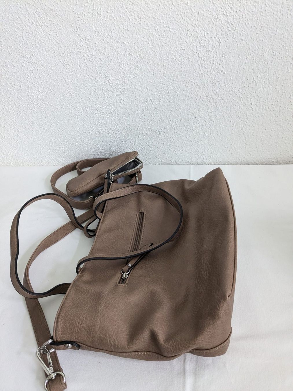 Taschen für Damen: Damentasche Emily&Noah – Gebraucht aus Weinfelden von blaukreuz_brocki_TG 3
