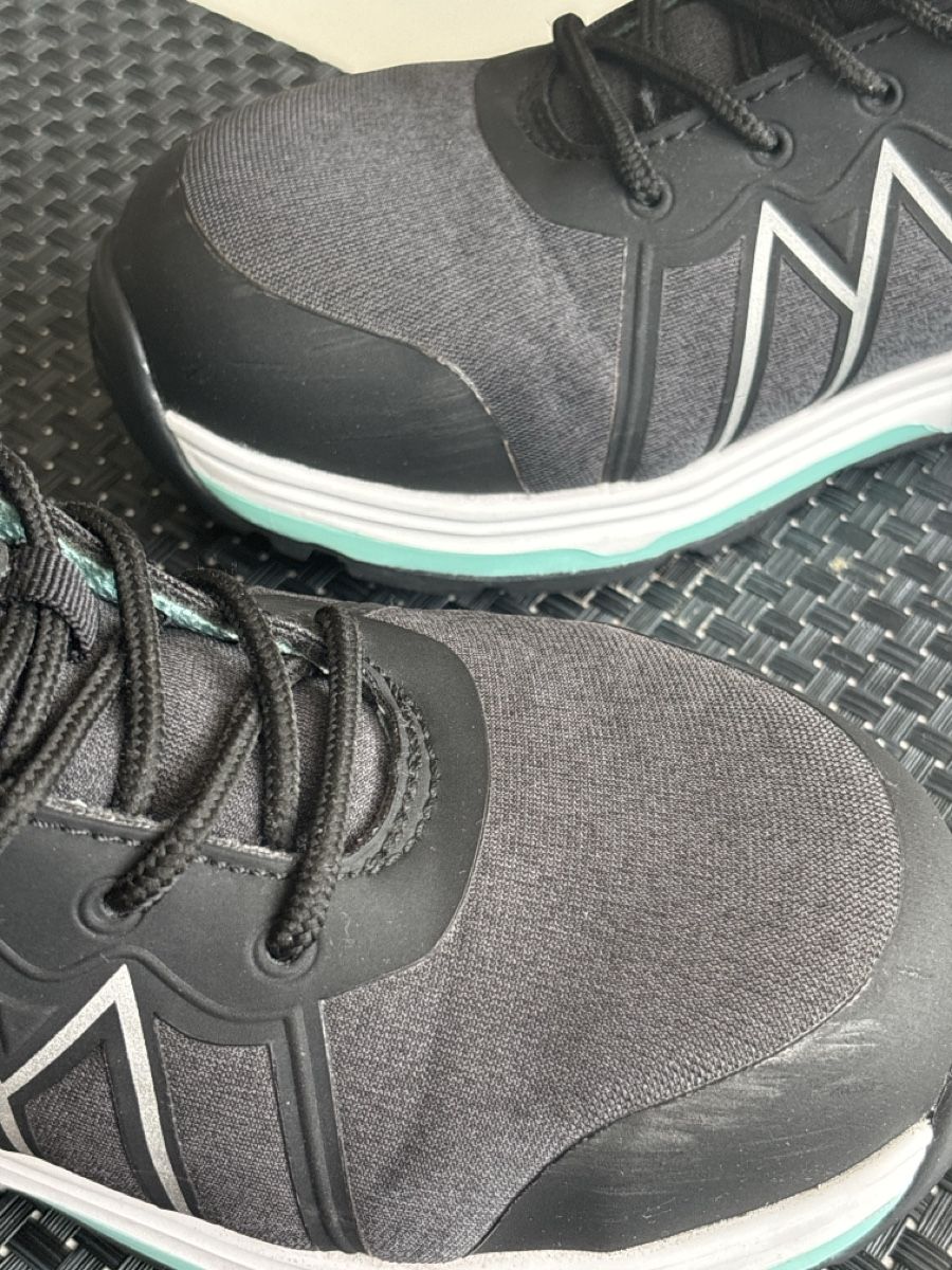 Chaussures femmes: Monitor Sicherheitsschuhe – Grösse 40 – D'occasion à Ehrendingen par Katy28 5