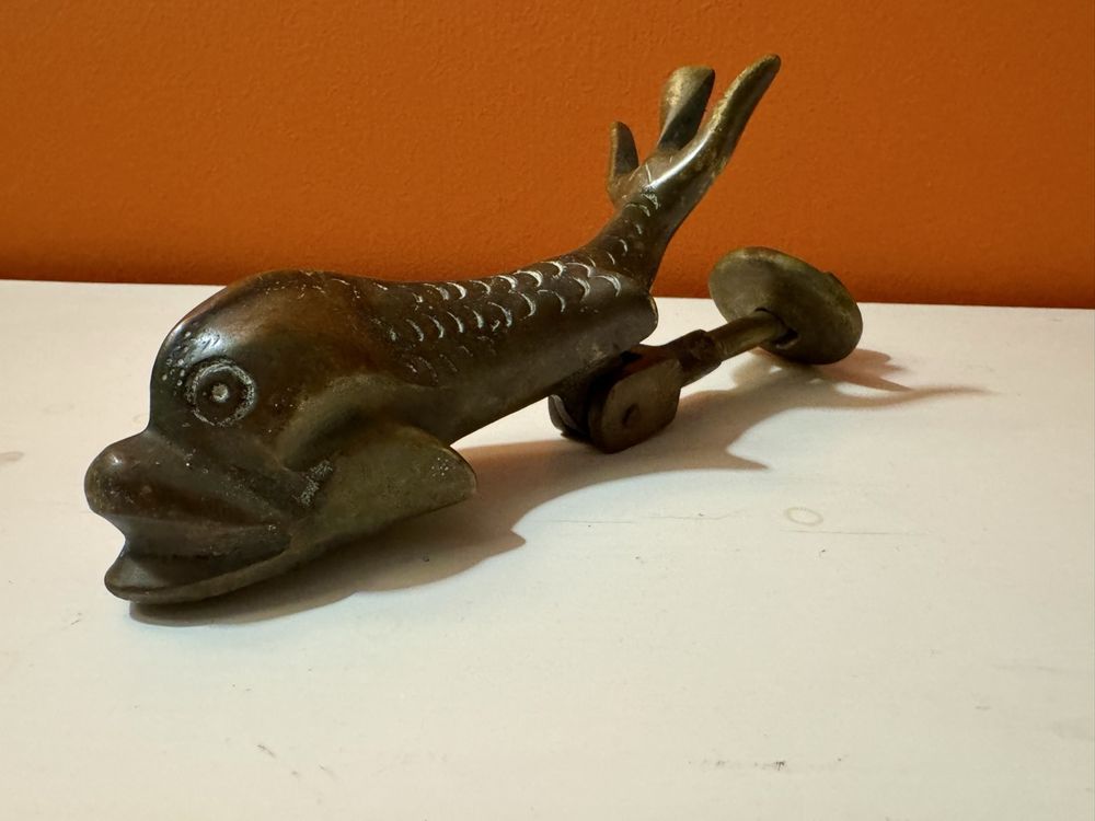 Clefs & serrures: Sehr schwerer Delphin Türklopfer, Messing – D'occasion à Esslingen par Takayama25