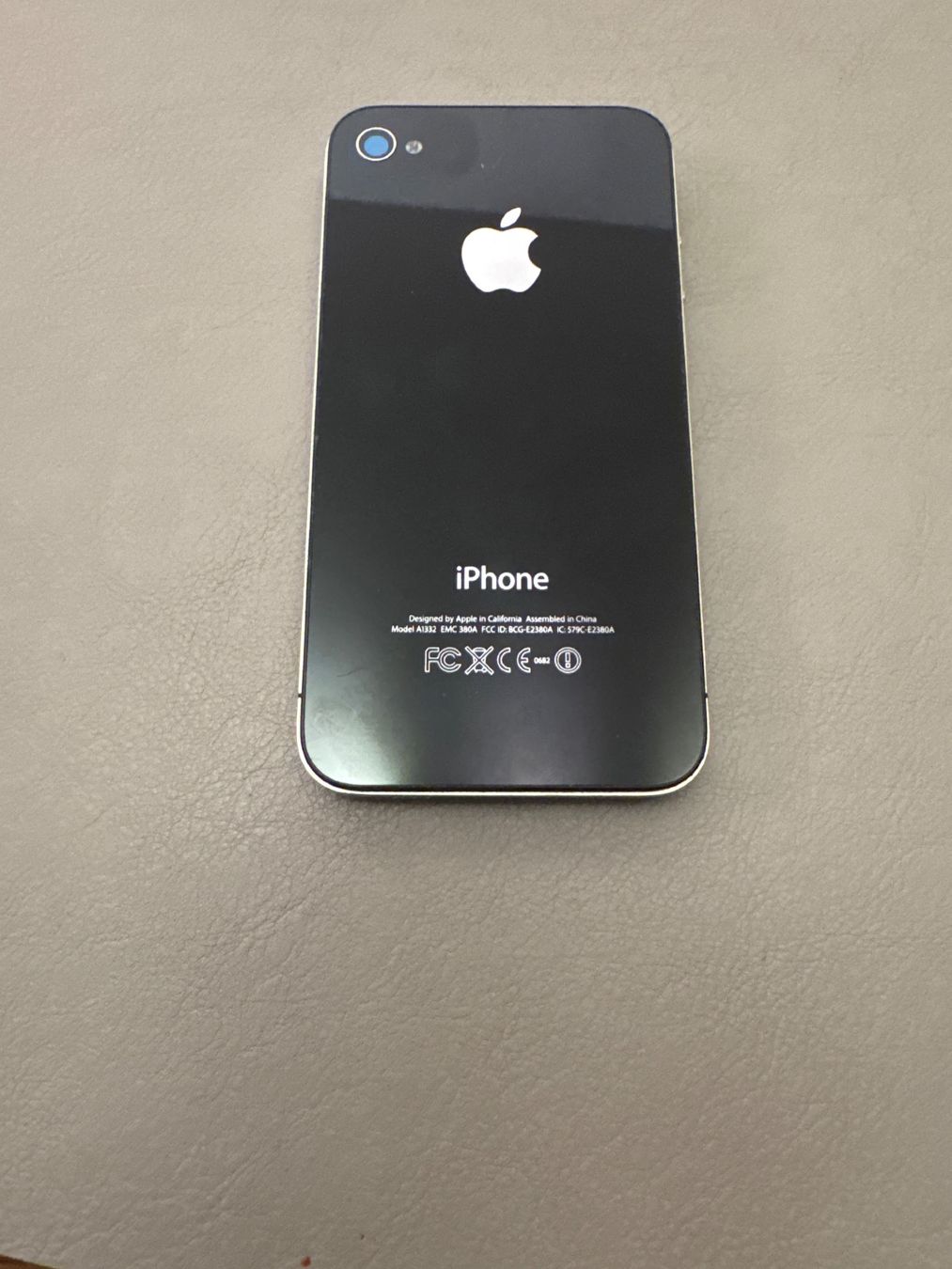 Apple Handys / Smartphones: iPhone 4 / 4s – Defekt aus Adliswil von Busys 1
