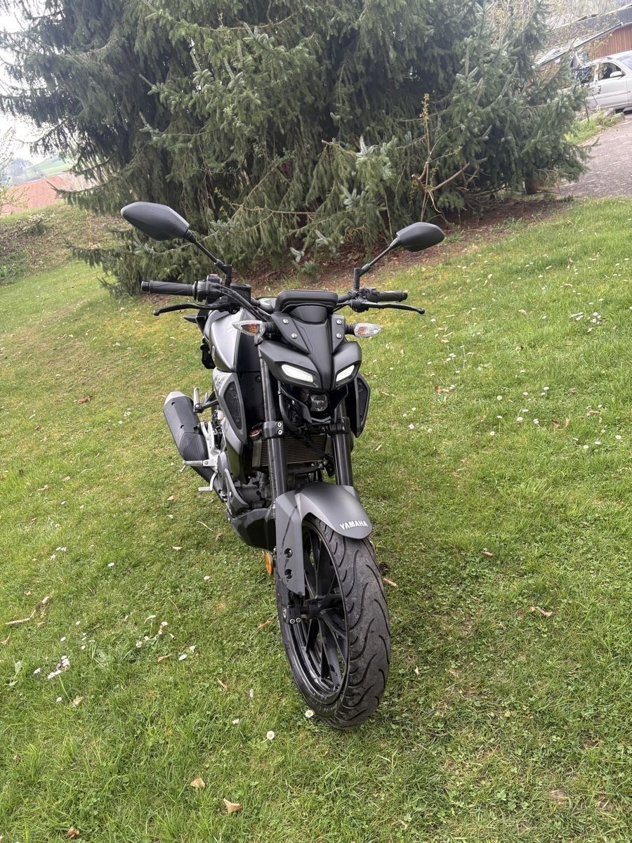 Yamaha Strada: Yahama MT125-A – Usato da Ueberstorf venduto da PMMaser 2