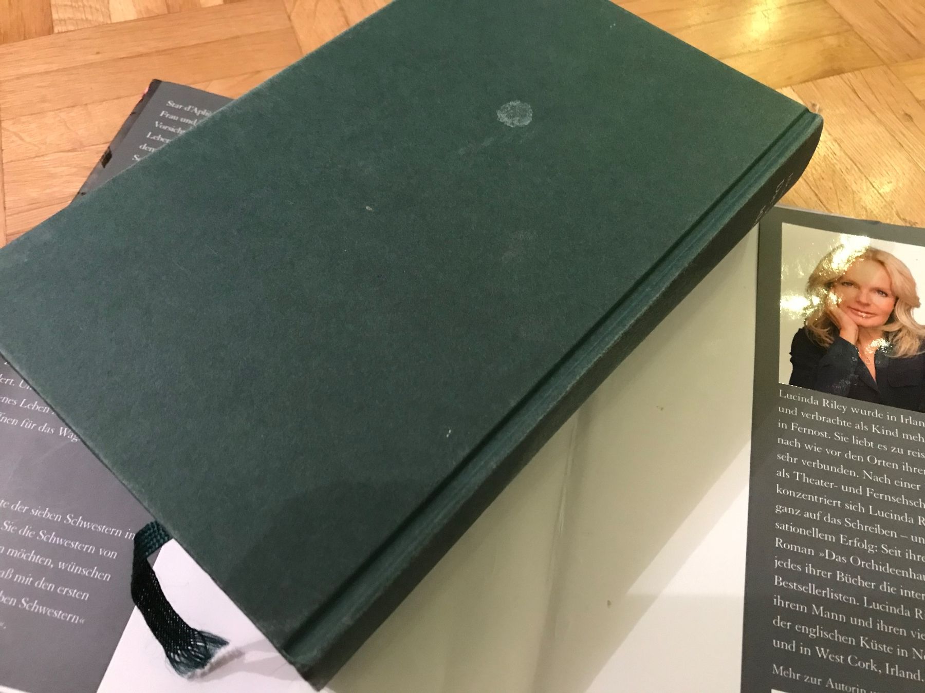 Libri: Lucinda Riley - Die Schatten Schwester – Usato da Emmenbrücke venduto da Hathor123 6