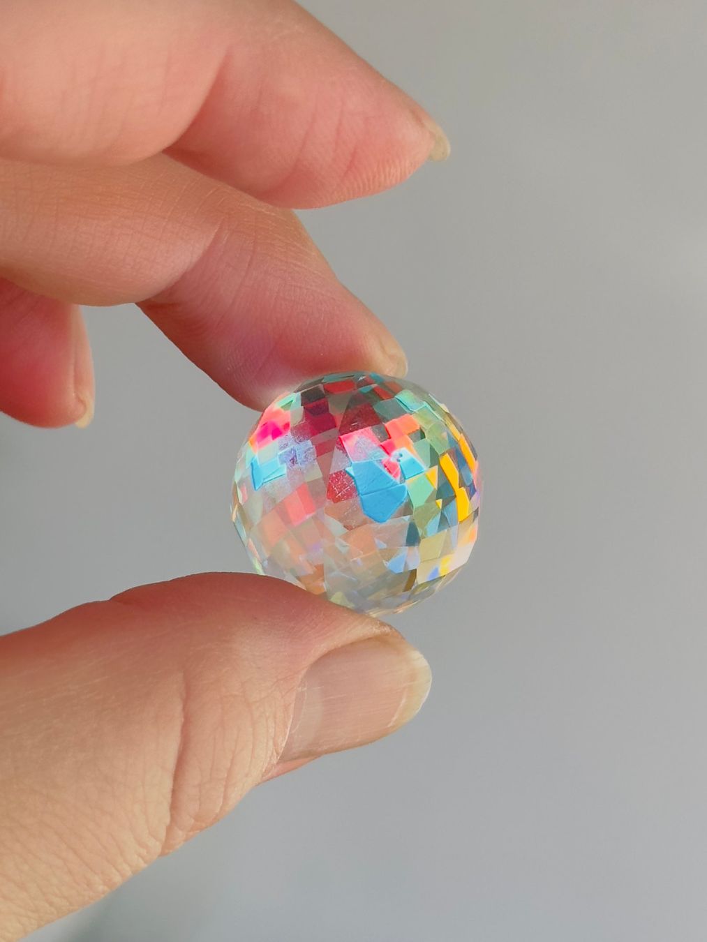 Pietre preziose: Rainbow Mystic 64,5ct Ball Shape Gemstone Certified – Nuovo e nell'imballaggio originale da Genève venduto da AWWA 6