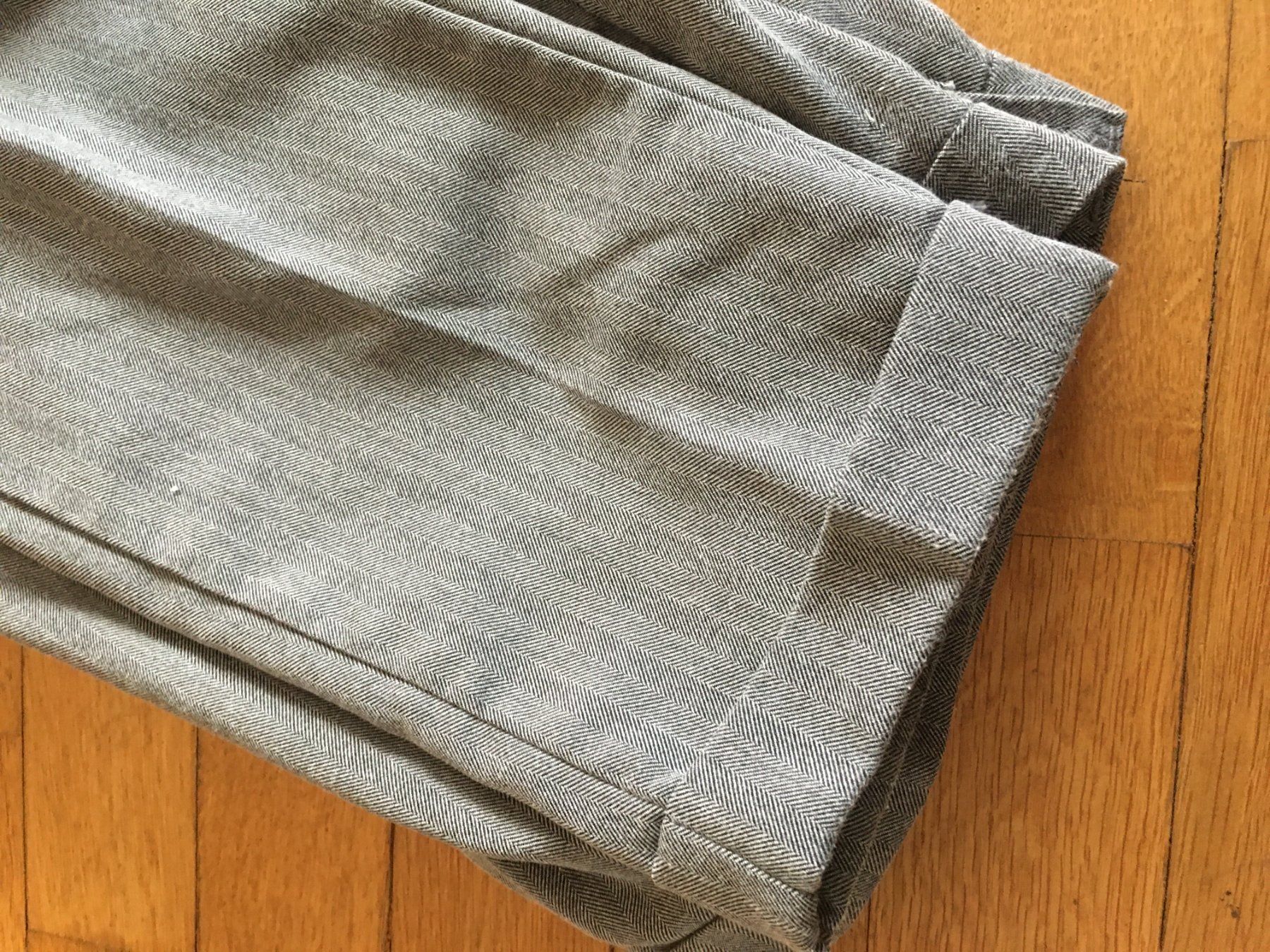 Pantaloni: Graue Stoffhose, Damen, Gr.42 – Usato da Eich venduto da Jokove63 1