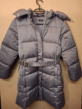 Steppmantel grau mit Gürtel und Kapuze Grösse 9-10 Y 140cm