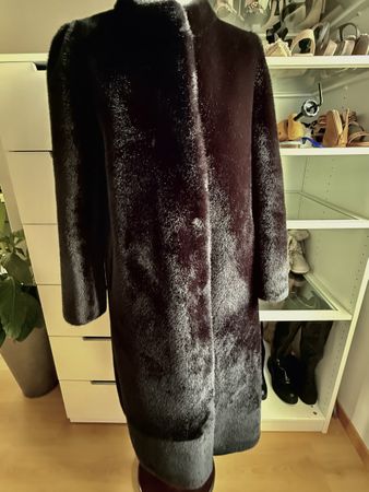 Women’s faux fur black coat - size S (ungetragen)