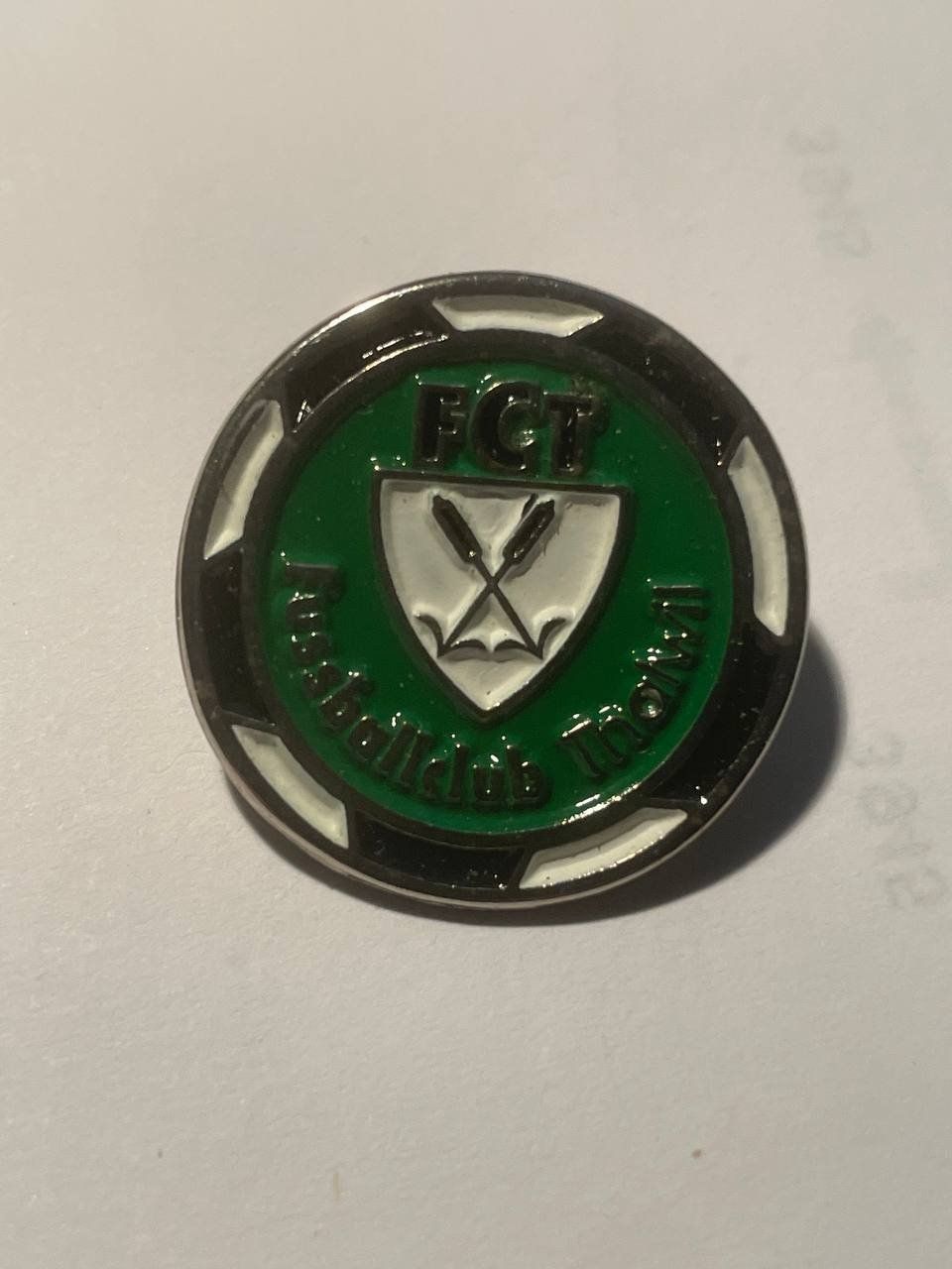 Plaketten & Abzeichen: 88. Pin - FC Thalwil – Gebraucht aus Luzern von Irek