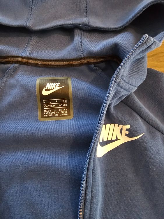 Nike Giacche & Cappotti: Nike Übergangs Jacke, Grösse 104-110, Top Zustand, Blau! – Usato da Birr venduto da V-K 1