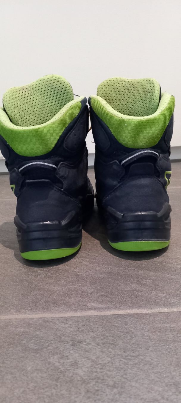 Lowa Schuhe für Jungen: LOWA Winterschuhe Grösse 33 – Gebraucht aus Thalheim von sil_n2nk 1