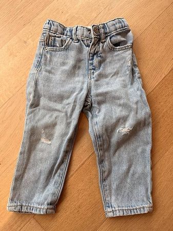 Zara Jeans, Grösse 92, hellblau,top Zustand für den Frühl...