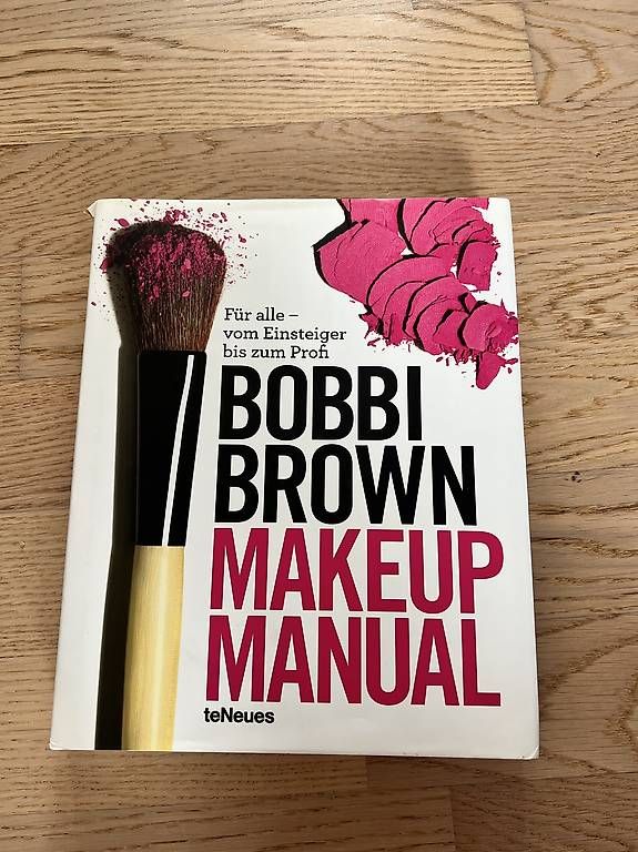 Libri: Bobbi Brown Makeup Manual – Usato da Bülach venduto da nick046