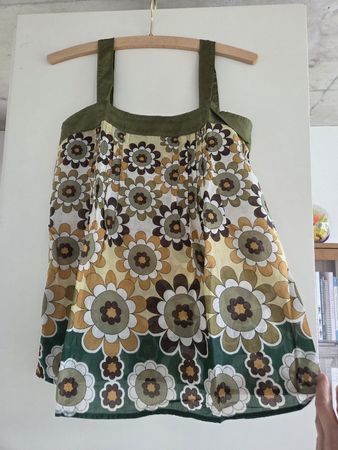 Retro Benetton Top Gr. 36/38 mit Blumenmuster für den Sommer