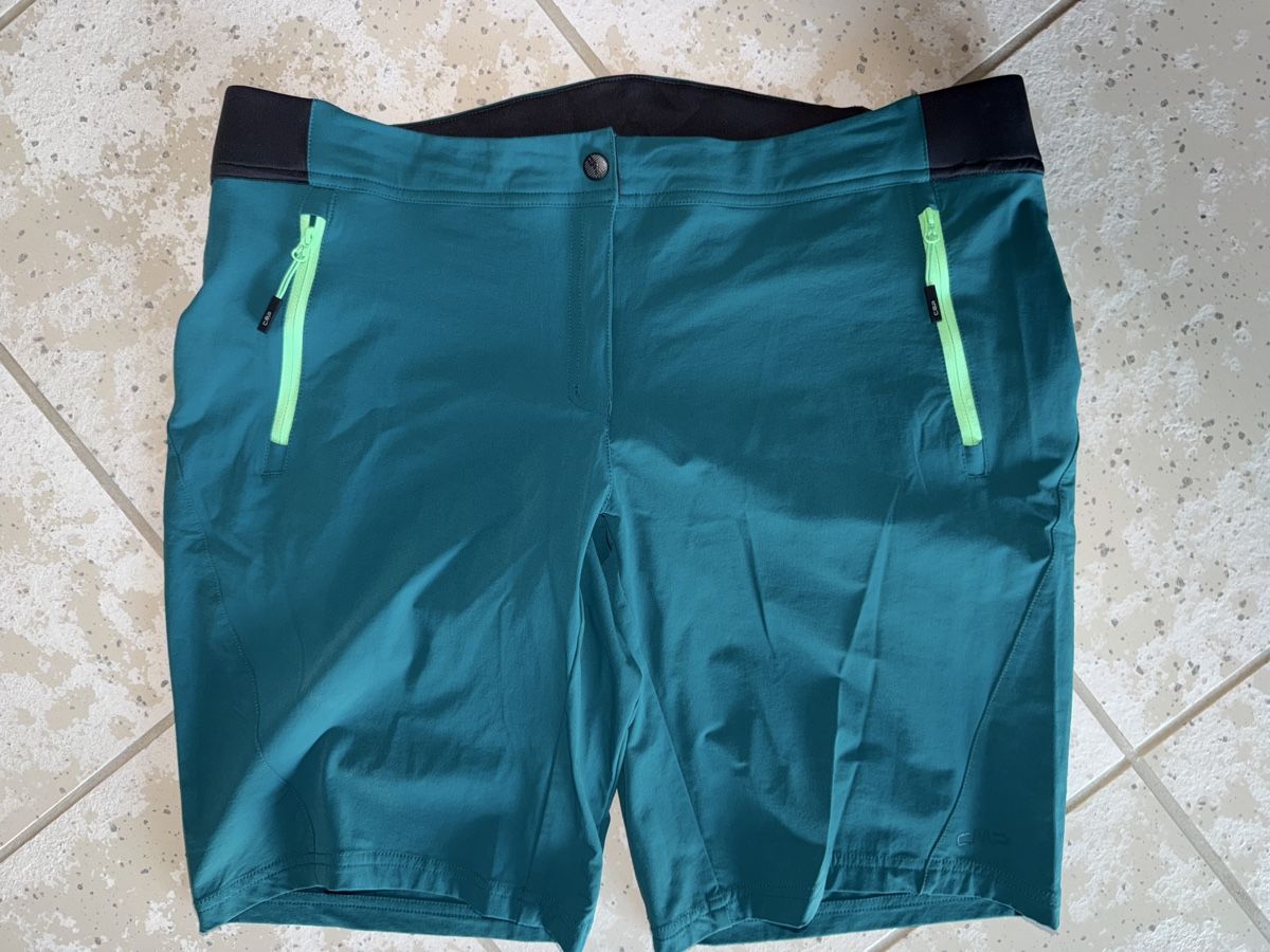 Pantaloni: Outdoor Shorts CMP XXL 52 neu – Nuovo (secondo la descrizione) da Dornach venduto da samuti